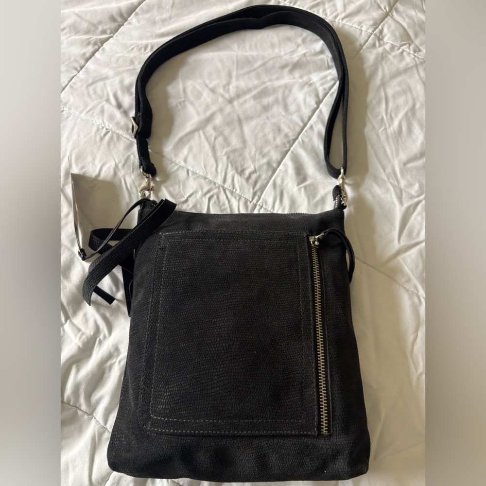 Elegant Black Crossbody Bag